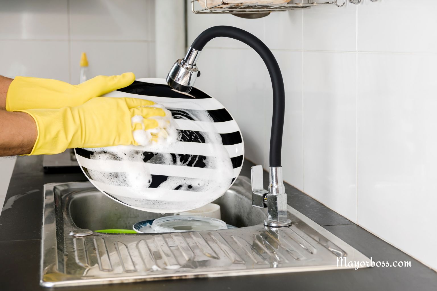 How to Replace Dishwashing Sponges: A Useful Life Hack That No One Knows About