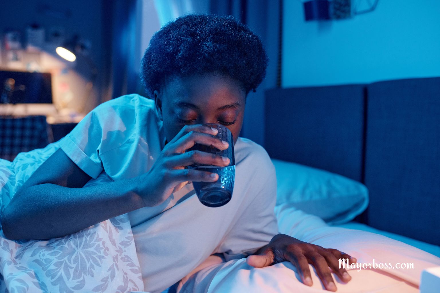 Signs That You Are Drinking Too Little Water