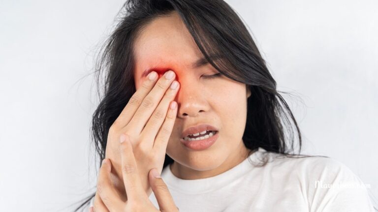 What It Means When Your Eyes Itch After Getting Out Of The Shower